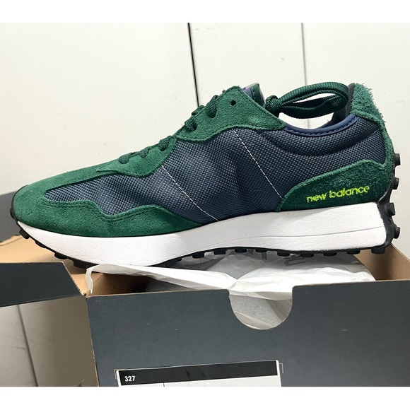 New Balance 327 Men's Casual Sneakers Shoes  Green Indigo various sizes - Picture 4 of 9